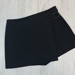 Victoria & Sophia Skort